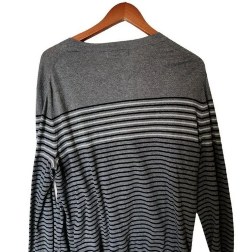 Banana Republic Sweater Gray‎ Blue Striped Cotton Cashmere Blend Size L Large